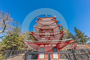 Front view of Chureito Pagoda å¿ éœŠå¡” at Arakurayama Sengen park. æ–°å€‰å¯Œå£«æµ…é–“å…¬åœ’ Fujiyoshida, Japan